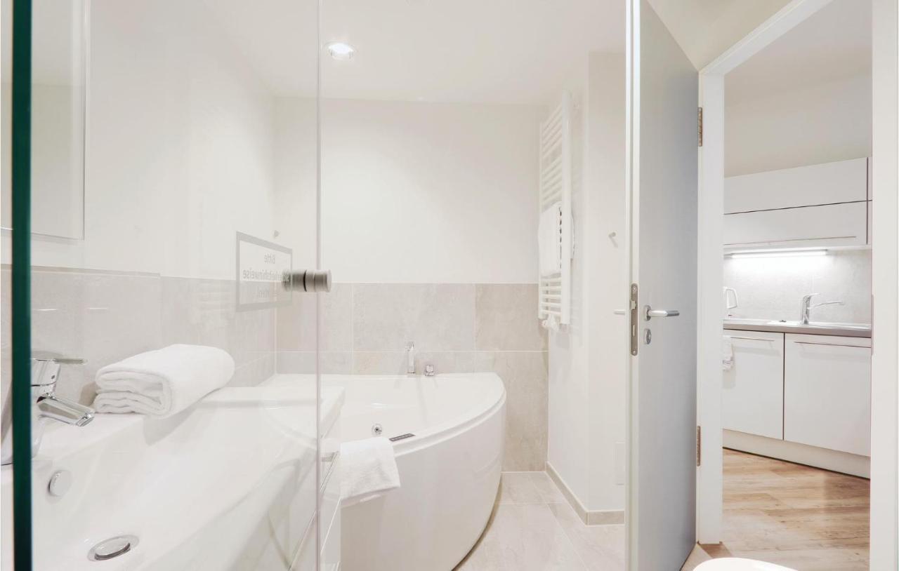 Cozy Apartment In Luebeck Travemuende With Sauna Экстерьер фото