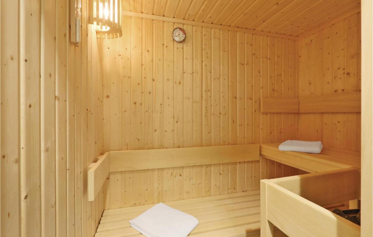 Cozy Apartment In Luebeck Travemuende With Sauna Экстерьер фото